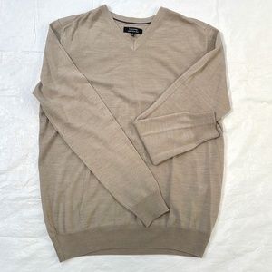 TAHARI Men's Italian Merino Wool Sweater